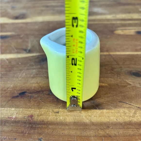 HALL Yellow Ceramic Vintage Creamer Small Milk Jug Midcentury 1950s - Picture 8 of 8